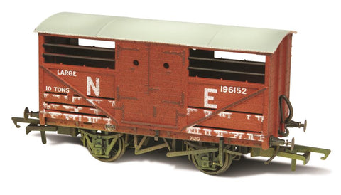 Oxford Rail 76CAT003W OO Gauge LNER Cattle Wagon Lime Washed 196152