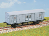 Parkside PC39 OO Gauge SR CCT Parcels Van Kit