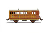 Hornby R40059 OO Gauge GNR, 4 Wheel Coach, Brake 3rd Class, 399 - Era 2