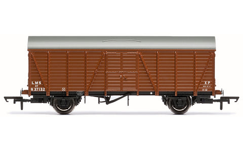 Hornby R6640B OO Gauge LMS, 4 Wheeled CCT Van - Era 3