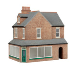 Hornby R7360 OO Gauge George Althorpe & Son Family Grocer
