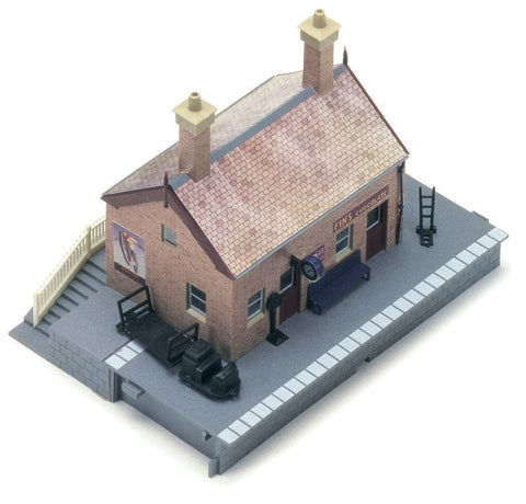 Hornby R8001 OO Gauge Waiting Room Kit