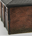 Hornby R9812 OO Gauge Skaledale Triple Garage