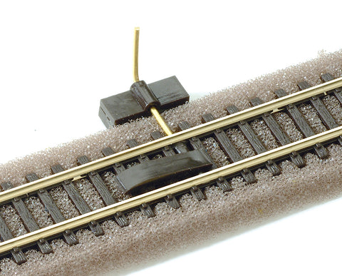 Peco SL-330 N Gauge Decoupler (Pack 2)
