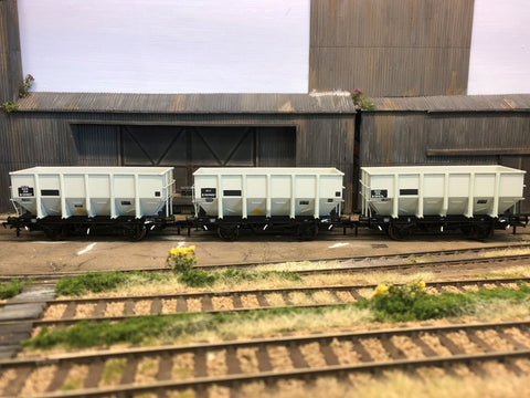 Accurascale 1012-HUO-G OO Gauge BR HOP24/HUO Hopper Triple Pack G