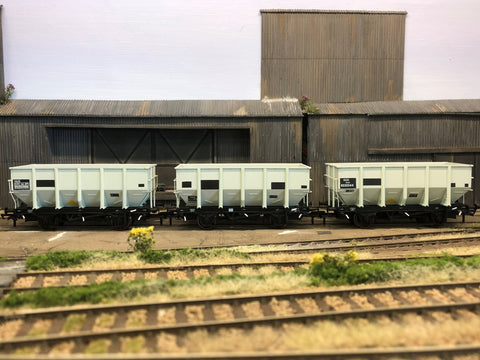 Accurascale 1014-HUO-H OO Gauge BR HOP24/HUO Hopper Triple Pack H