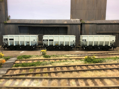 Accurascale 1015-HUO-I OO Gauge BR HOP24/HUO Hopper Triple Pack I