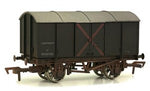 Dapol 4F-013-012 OO Gauge GWR Gunpowder Van W105762 Weathered