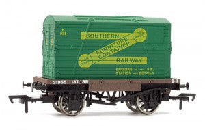 Dapol 4F-037-001 OO Gauge SR Conflat Wagon & Container