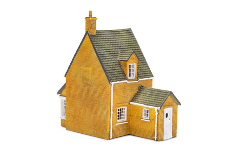 Hornby R7268 OO Gauge Skaledale M. Wilks Photographers